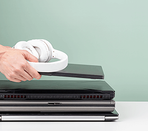 recyling electronic quipement at Canary Wharf