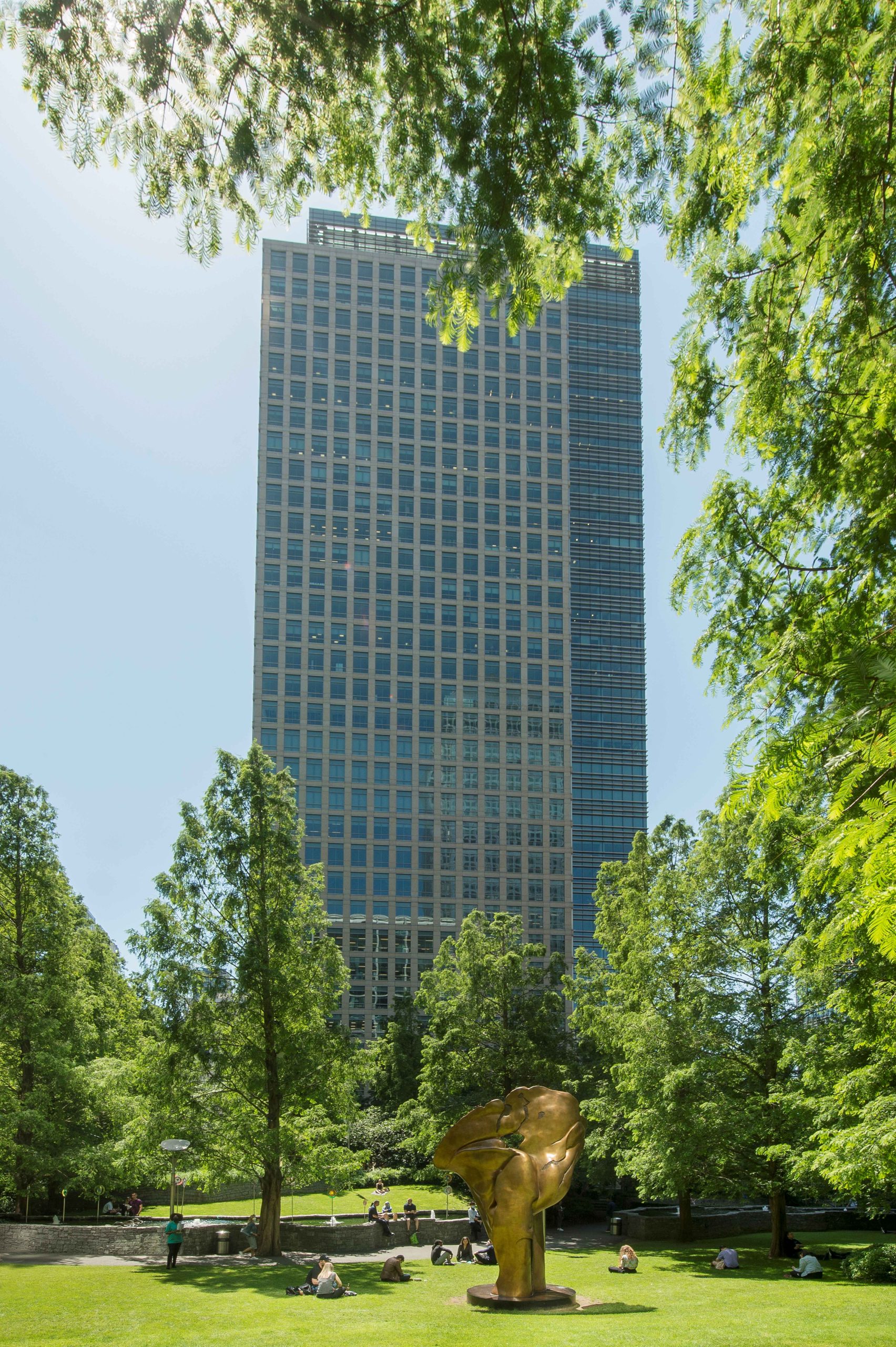 HSBC reaffirms commitment to Canary Wharf with new lease at 40 Bank Street