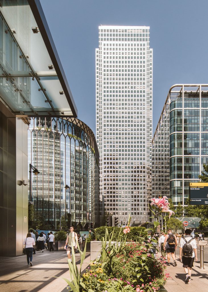 Visa Europe relocates to Canary Wharf taking 300,000 sq ft – 04.12.25