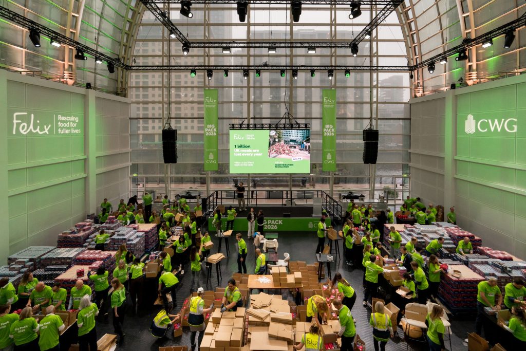 Felix Big Pack: Canary Wharf packs 100,000 meals for Londoners in need this Winter – 20.10.26